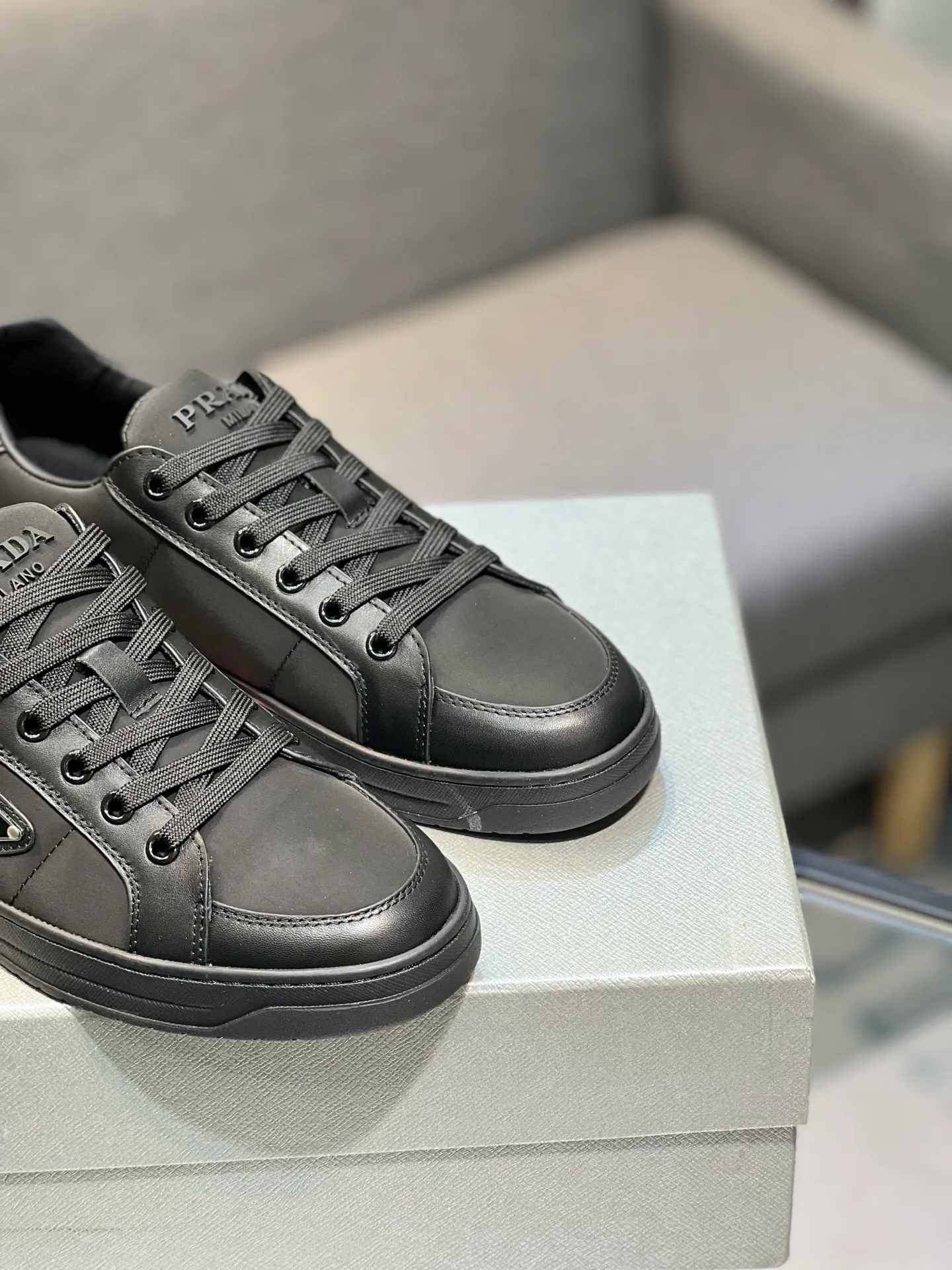 Men's shoes 💰540 [PRADA] Men's shoes are popular in the counter, official website synchronization, 1 high-quality shipment ✔️ Original frosted cowhide + cowhide lining, 1🆚1 replica, original sole, 38-45 (45 customized, non-refundable)